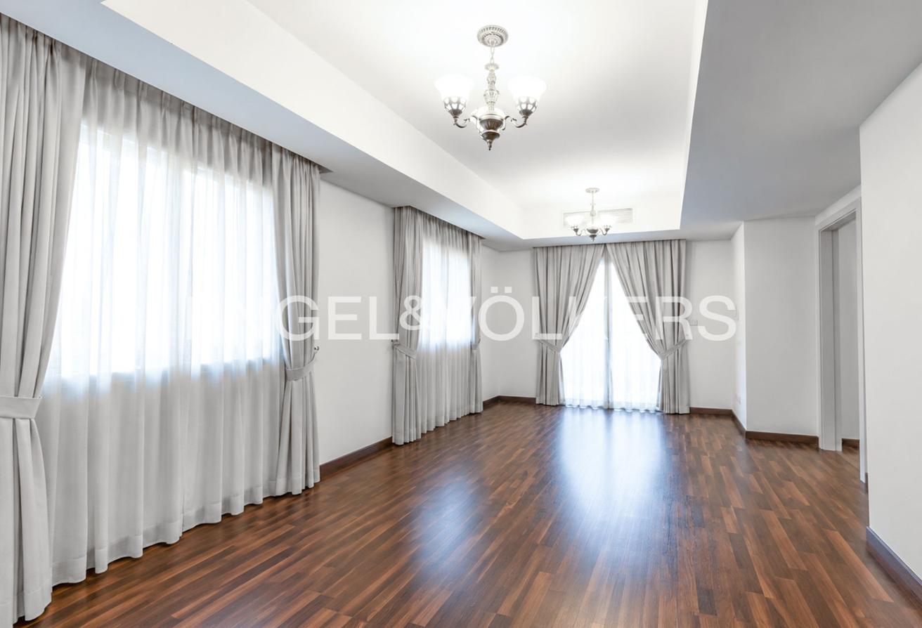 Fully Upgraded | Big Plot | Negotiable photo 4