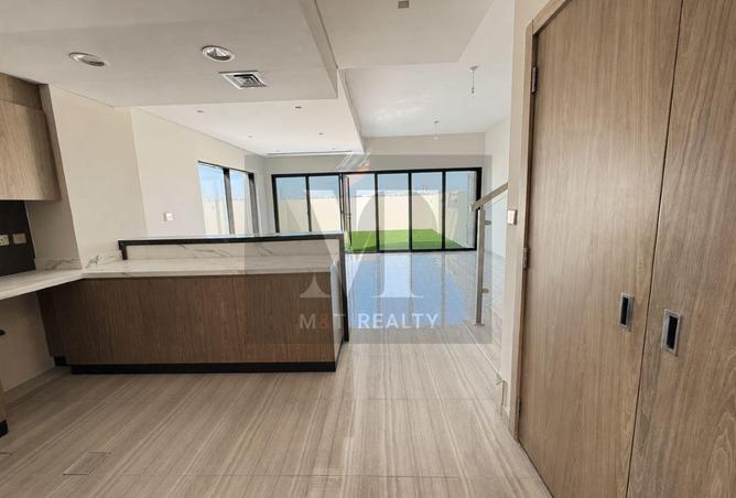 103704319 - Property Image 2