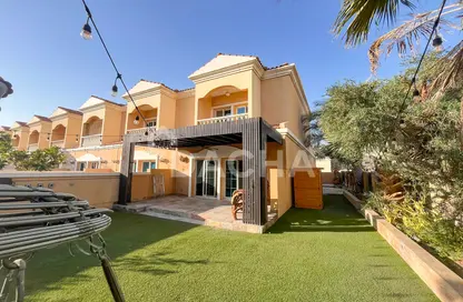 فيلا - 2 غرف نوم - 3 حمامات للايجار في تاونهاوس طراز البحر المتوسط - مثلث قرية جميرا - دبي