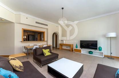 Apartment - 3 Bedrooms - 4 Bathrooms for rent in Palm Jumeirah - Dubai