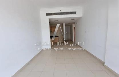 Apartment - 1 Bedroom - 1 Bathroom for rent in Mayfair Tower - Business Bay - Dubai