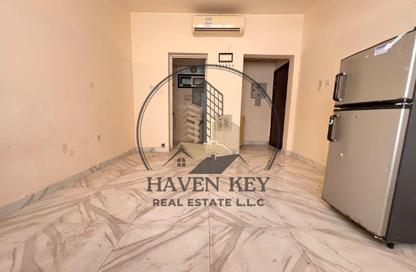 Apartment - Studio - 1 for rent in Fire Station Road - Muwaileh - Sharjah