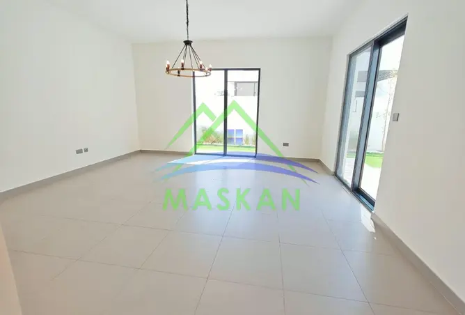 156004243 - Property Image 2
