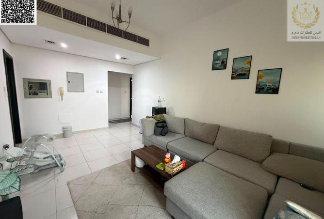 128851000 - Property Main Image
