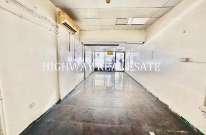 Shop - Studio - 1 Bathroom for rent in Al Hafeet Tower 8 - Al Nahda - Sharjah