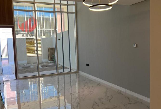 54392871 - Property Image 2