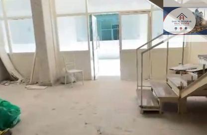 متجر - استوديو - 1 حمام للايجار في بناية ثريا المجاز - المجاز 3 - المجاز - الشارقة متجر - استوديو - 1 حمام للايجار في بناية ثريا المجاز - المجاز 3 - المجاز - الشارقة