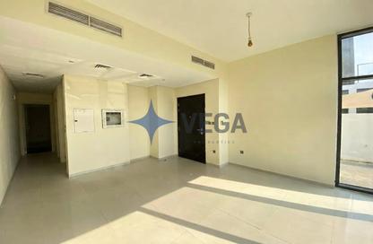 Townhouse - 3 - 4 for rent in Amazonia - Damac Hills 2 - Dubai
