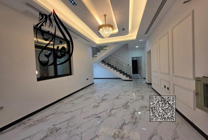 56962788 - Property Image 2