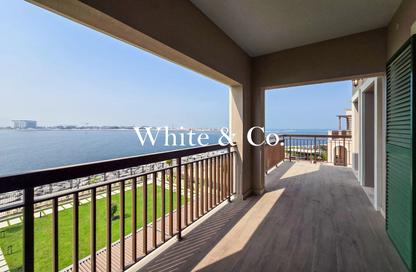 Villa - 5 Bedrooms - 6 Bathrooms for sale in Sur La Mer 1 - Sur La Mer - Jumeirah 1 - Jumeirah - Dubai