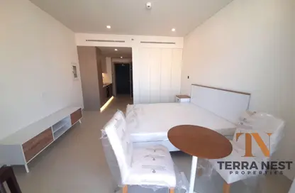 Apartment - Studio - 1 Bathroom for rent in Condor Golf Links 18 - Dubai Sports City - Dubai