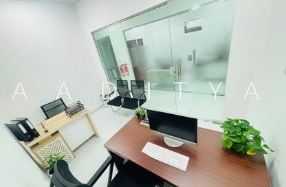 Office Space - Studio - 1 Bathroom for rent in Red Avenue - Al Garhoud - Dubai