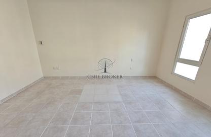 Apartment - 2 Bedrooms - 3 Bathrooms for rent in Building 111 - Contemporary Cluster - Discovery Gardens - Dubai
