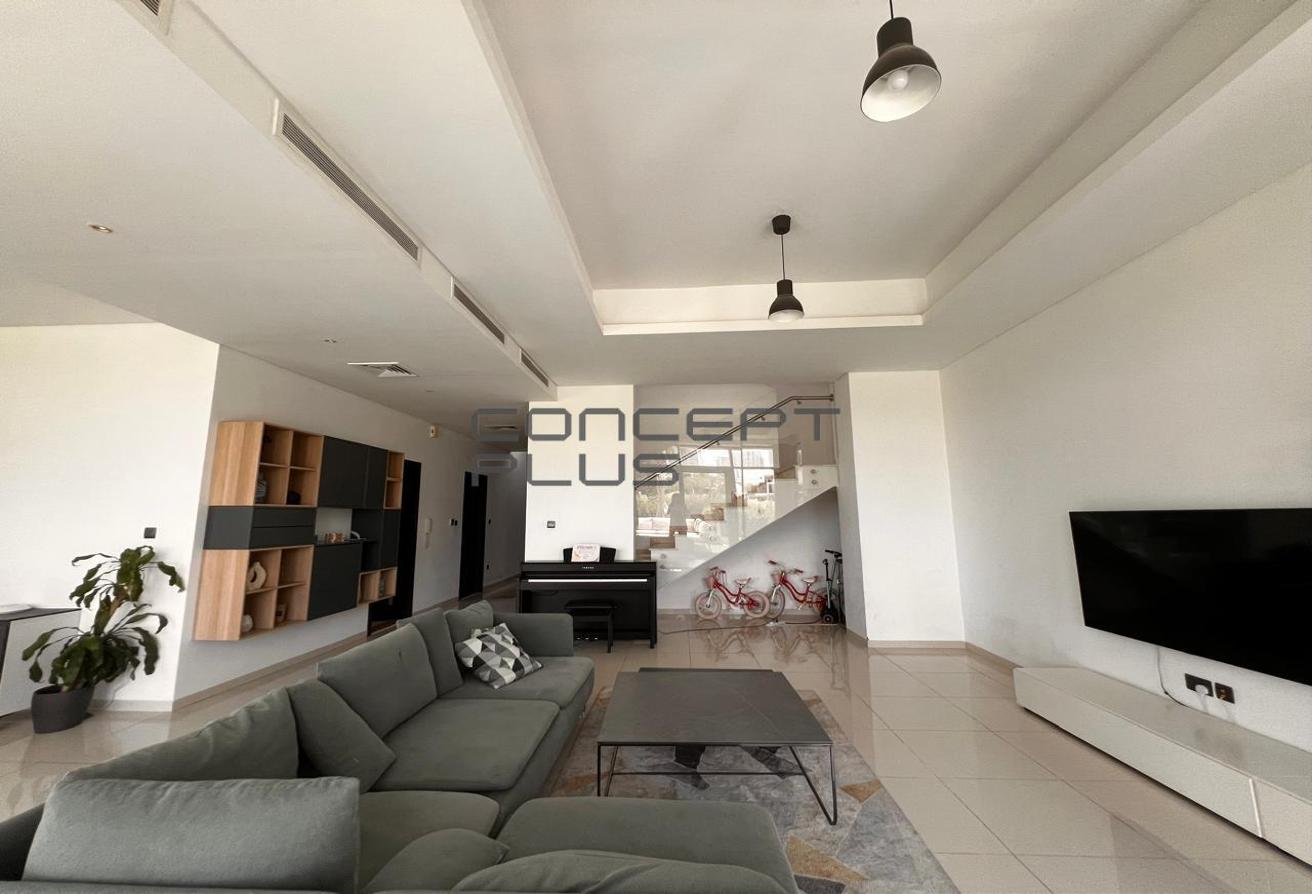 Harmonious Living | Golf View | Vacant photo 14