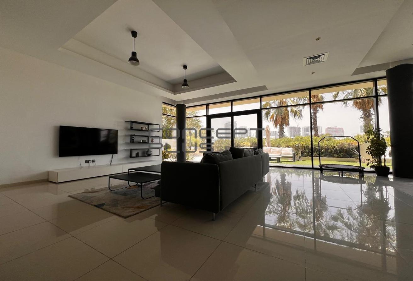 Harmonious Living | Golf View | Vacant photo 5