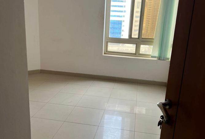 69890329 - صورة العقار 3