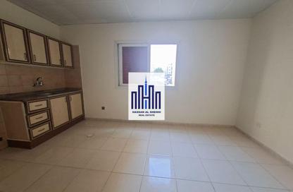 Apartment - Studio - 1 Bathroom for rent in Muwailih Building - Muwaileh - Sharjah