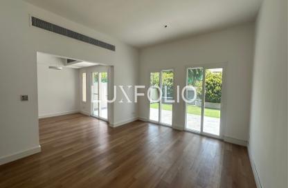 Villa - 3 Bedrooms - 4 Bathrooms for rent in Maeen 4 - Maeen - The Lakes - Dubai Villa - 3 Bedrooms - 4 Bathrooms for rent in Maeen 4 - Maeen - The Lakes - Dubai