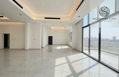 Villa - 4 - 6 for rent in Mushrif Village - Mirdif - Dubai