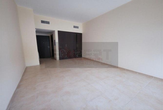 82810326 - Property Image 2