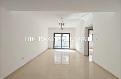 Apartment - 3 Bedrooms - 3 Bathrooms for rent in Muwaileh 29 Building - Muwaileh - Sharjah