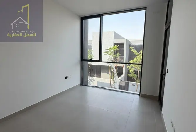 165025839 - Property Image 3