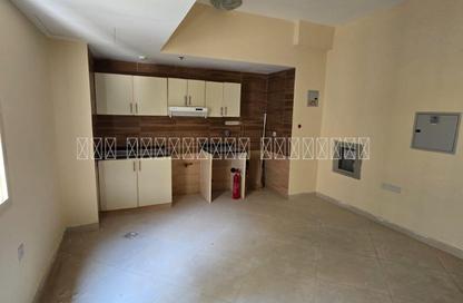 Apartment - Studio - 1 Bathroom for rent in Al Khan Lagoon Tower - Al Khan Lagoon - Al Khan - Sharjah Apartment - Studio - 1 Bathroom for rent in Al Khan Lagoon Tower - Al Khan Lagoon - Al Khan - Sharjah