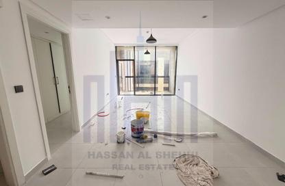 Apartment - 1 Bedroom - 2 Bathrooms for rent in Muwailih Building - Muwaileh - Sharjah