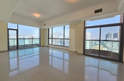 Apartment - 3 Bedrooms - 4 Bathrooms for rent in Madinat Zayed Tower - Muroor Area - Abu Dhabi