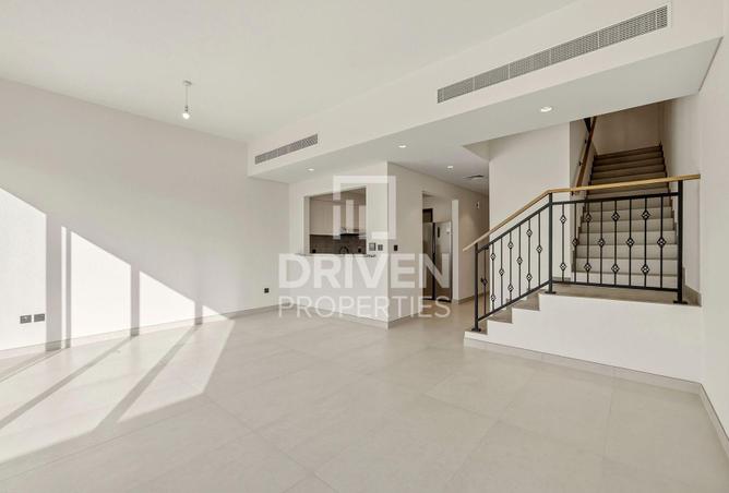 94017618 - Property Image 3