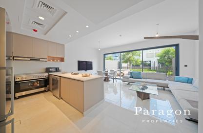 Townhouse - 2 - 4 for sale in Falcon Island North - Falcon Island - Al Hamra Village - Ras Al Khaimah