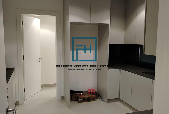 64703308 - Property Image 3