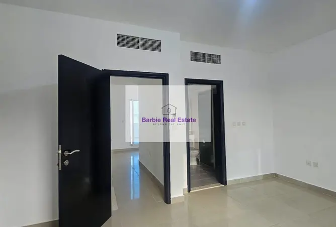 156004838 - Property Image 2