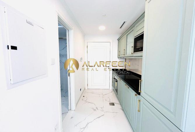 90921233 - Property Image 2