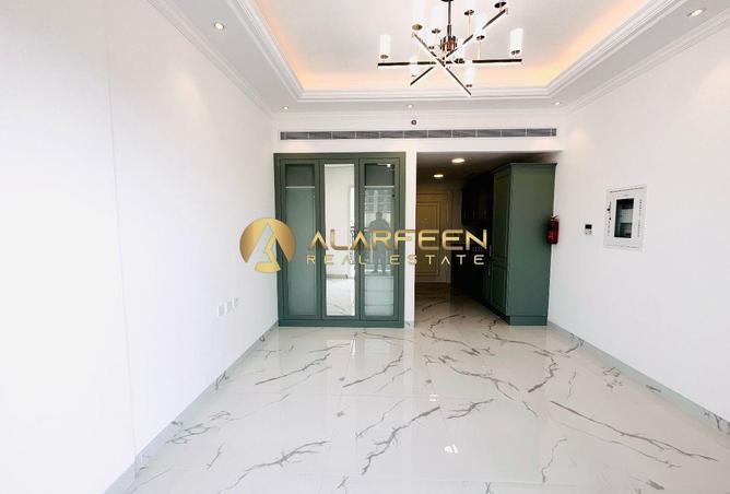 90921233 - Property Image 3
