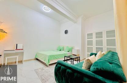 Apartment - Studio - 1 for rent in Al Dhafrah Street - Al Mushrif - Abu Dhabi