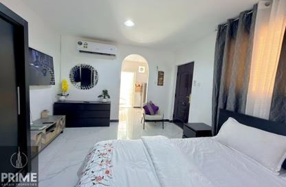 Apartment - Studio - 1 for rent in Al Dhafrah Street - Al Mushrif - Abu Dhabi