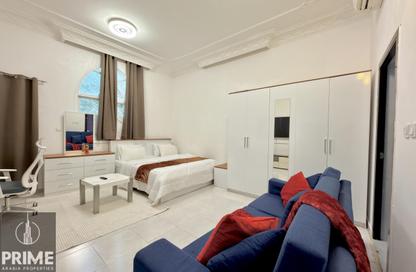 Apartment - Studio - 1 for rent in Al Dhafrah Street - Al Mushrif - Abu Dhabi