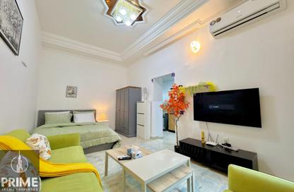 Apartment - Studio - 1 for rent in Al Dhafrah Street - Al Mushrif - Abu Dhabi