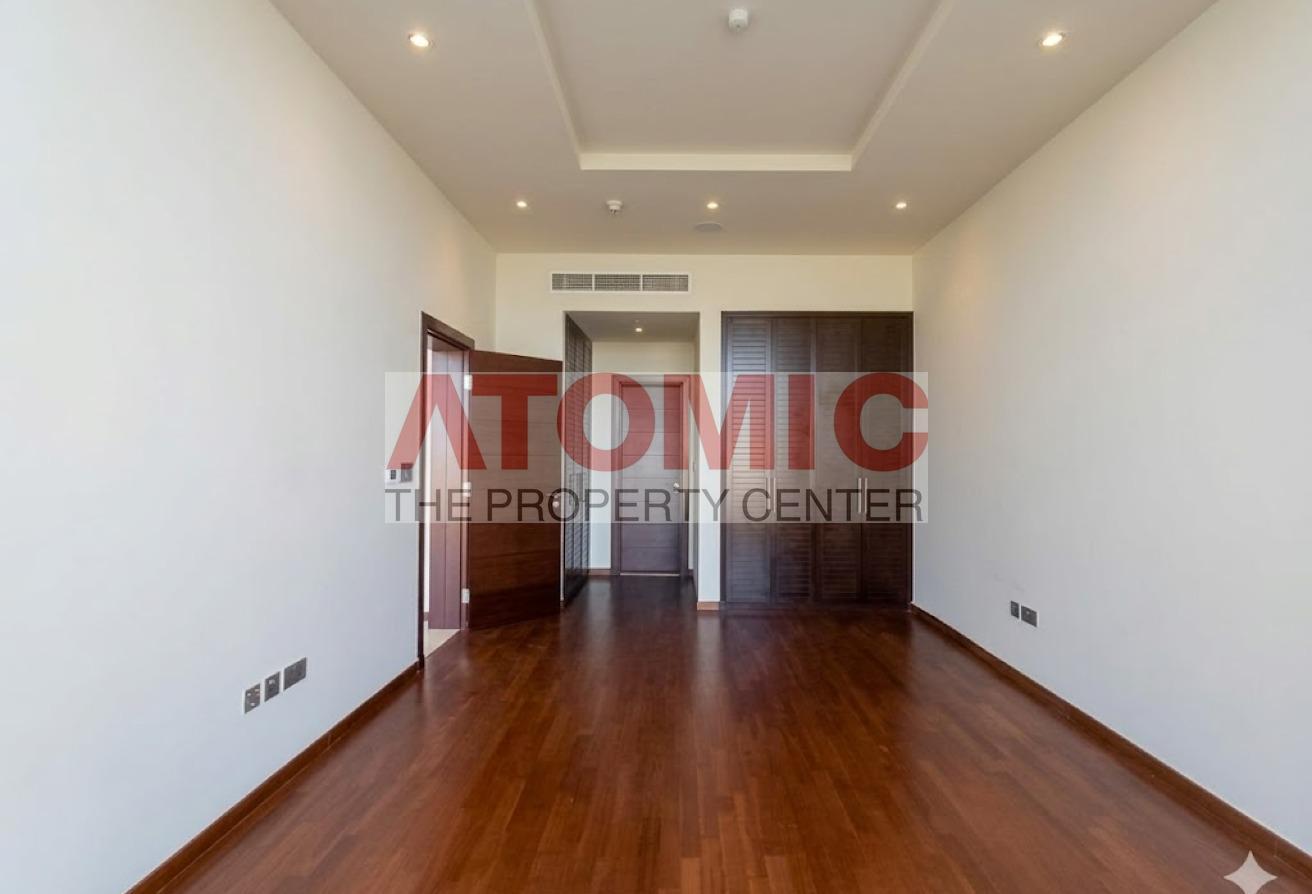 2 bed+study with partial sea view available. photo 13