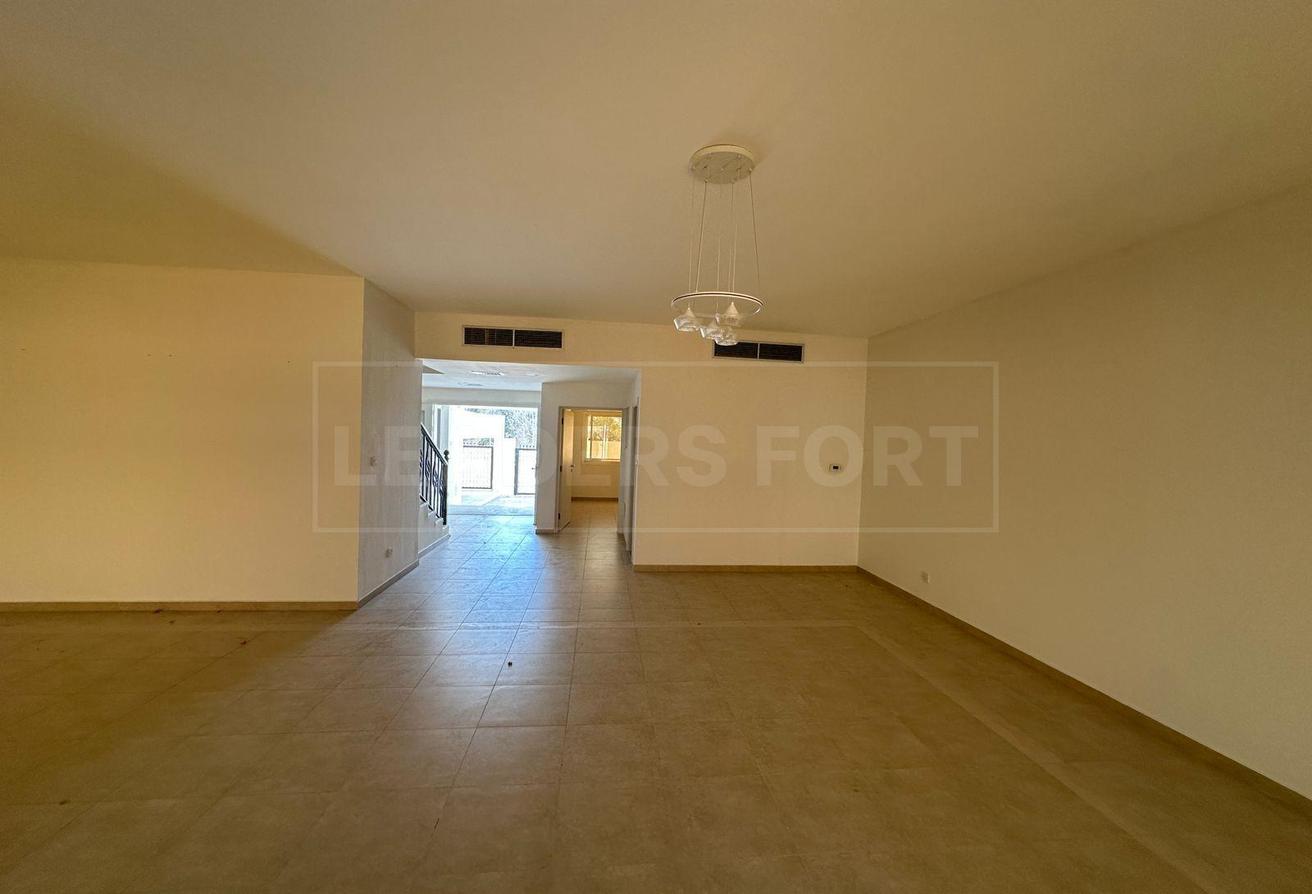 5BR Villa for Rent | Umm Suqeim 1 | Vacant photo 6