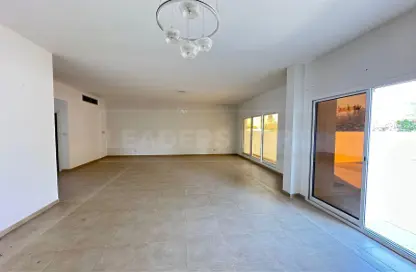 Villa - 5 Bedrooms - 4 Bathrooms for rent in Umm Suqeim 1 Villas - Umm Suqeim 1 - Umm Suqeim - Dubai