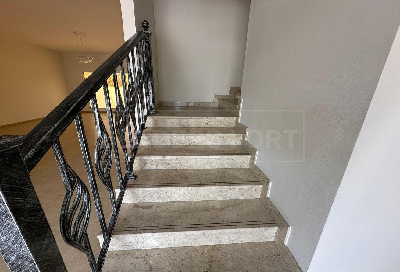 5BR Villa for Rent | Umm Suqeim 1 | Vacant photo 16