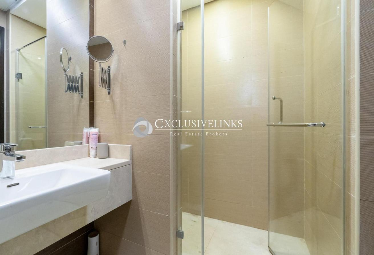 Furnished | Marina Views | Available 10th October photo 12