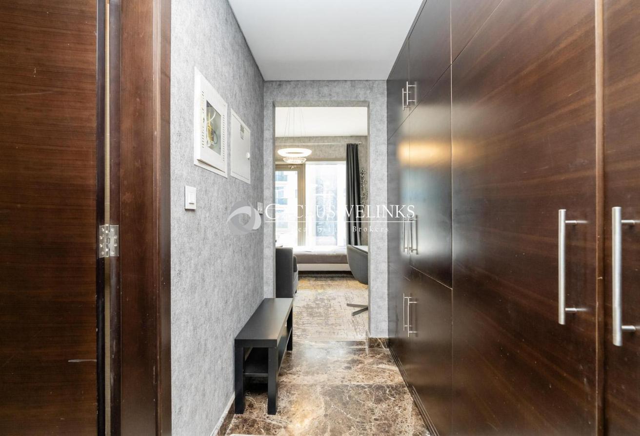 Furnished | Marina Views | Available 10th October photo 9