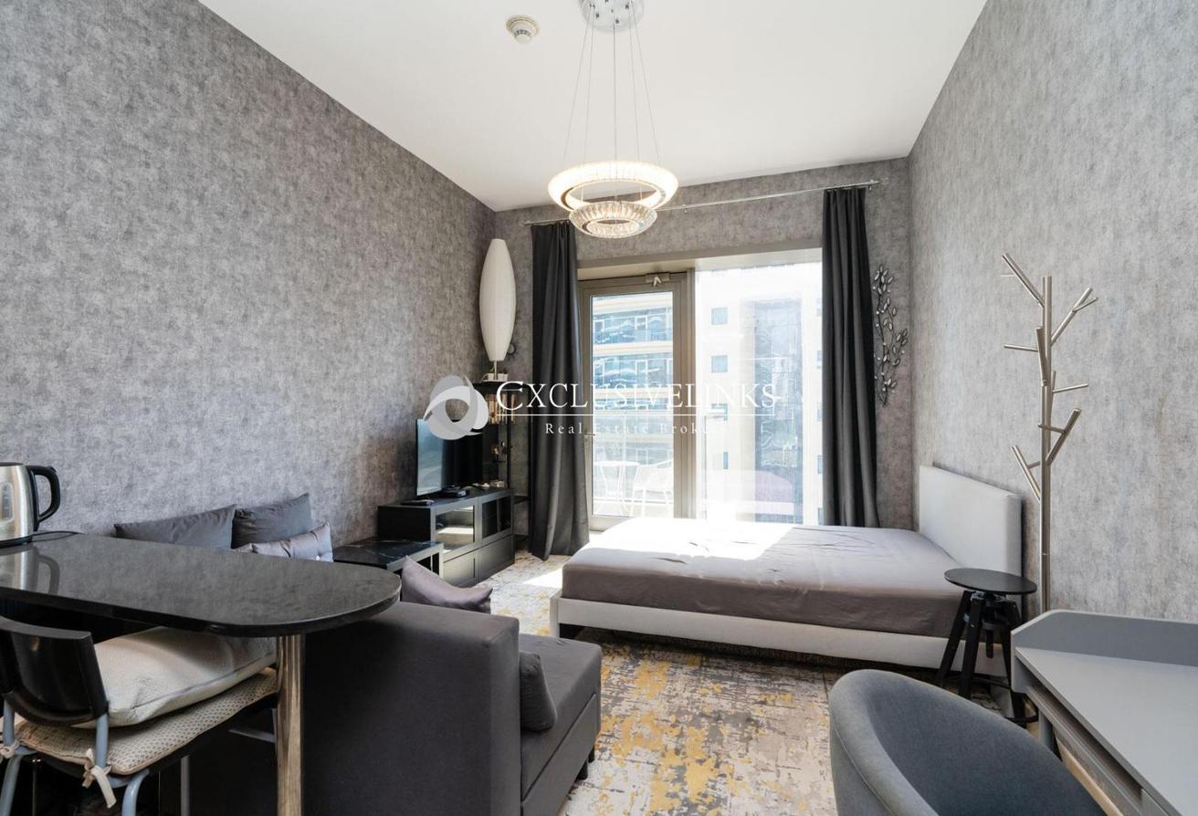 Furnished | Marina Views | Available 10th October photo 5