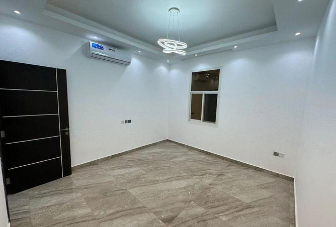 87464065 - صورة العقار 2