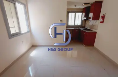 Apartment - Studio - 1 Bathroom for rent in Muwailih Building - Muwaileh - Sharjah