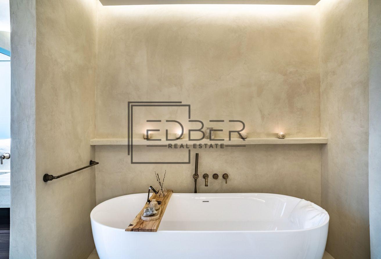 Upgraded Duplex , High Floor, Well Maintained photo 28