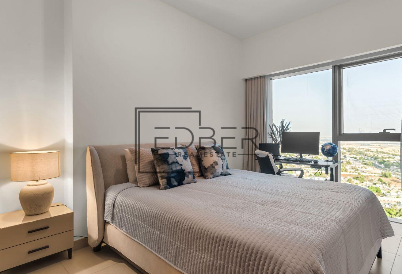 Upgraded Duplex , High Floor, Well Maintained photo 25